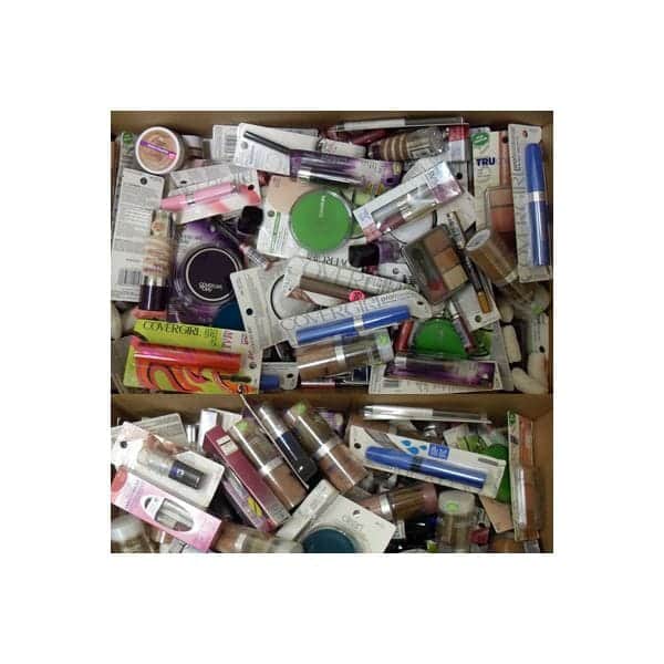 Cover Girl Brand New Overstock Cosmetics 300pcs