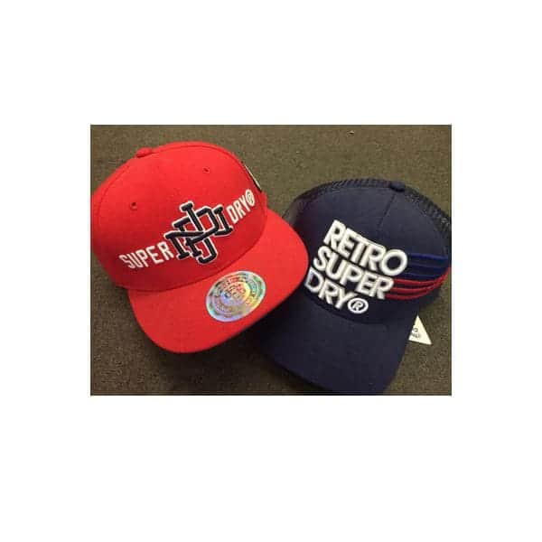 Surtido de gorras Superdry al por mayor 36 uds.