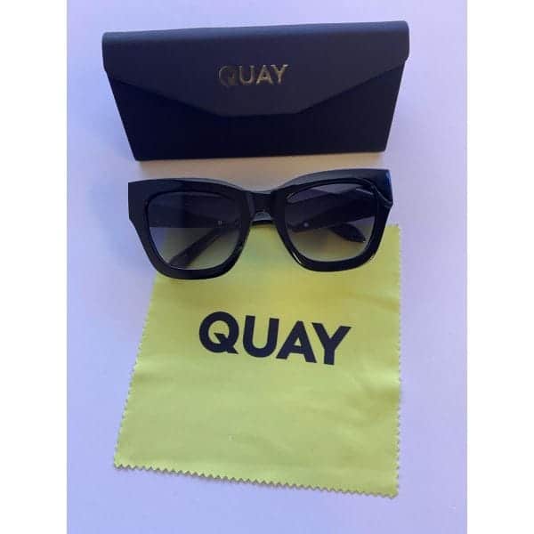 نظارات شمسية من Quay بالجملة، تشكيلة مختلطة، 25 قطعة.